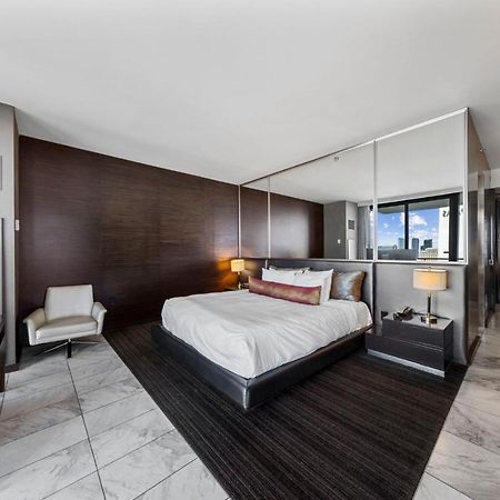 לאס וגאס Huge Modern Luxury 17 Floor Panoramic Corner Suite With Open Balcony מראה חיצוני תמונה