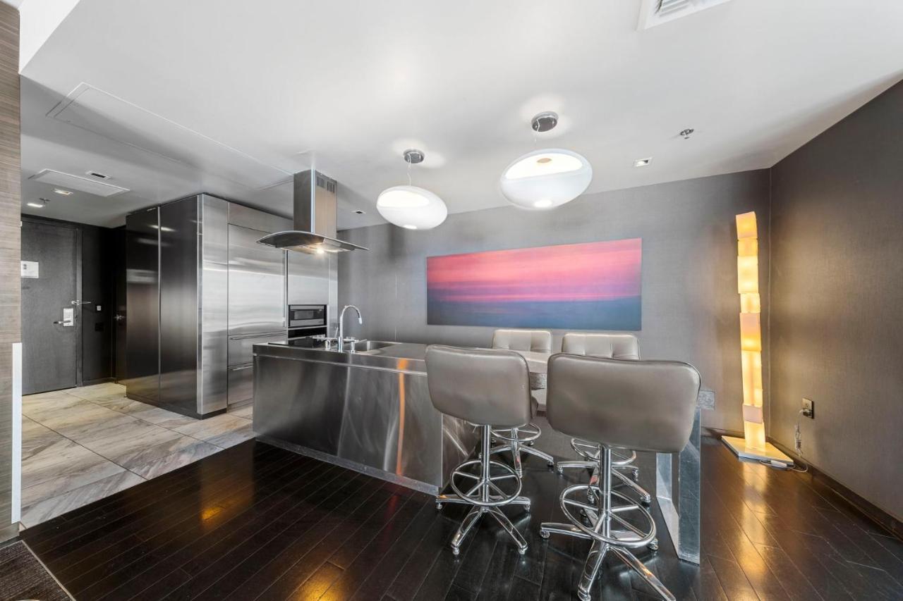 לאס וגאס Huge Modern Luxury 17 Floor Panoramic Corner Suite With Open Balcony מראה חיצוני תמונה