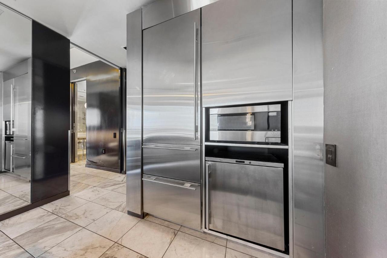 לאס וגאס Huge Modern Luxury 17 Floor Panoramic Corner Suite With Open Balcony מראה חיצוני תמונה